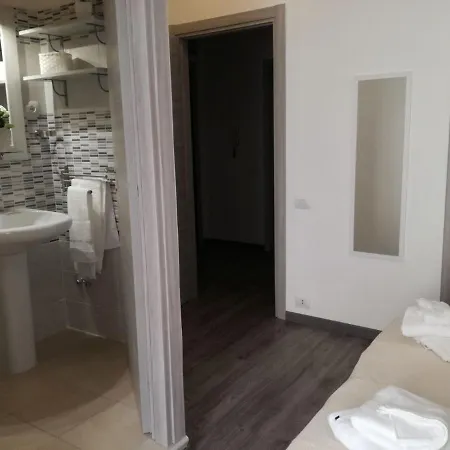 A Casa Di Giulia לינה וארוחת בוקר אלגהרו